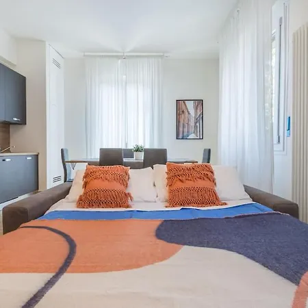 Appartamento Mutina Luxlife Close To Center - Free Parking Modena