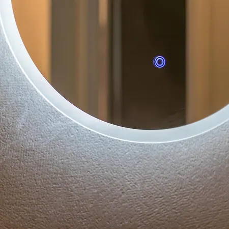 Апартаменты Mutina Luxlife Close To Center - Free Parking