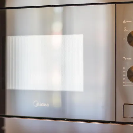 Mutina Luxlife Close To Center - Free Parking Appartement