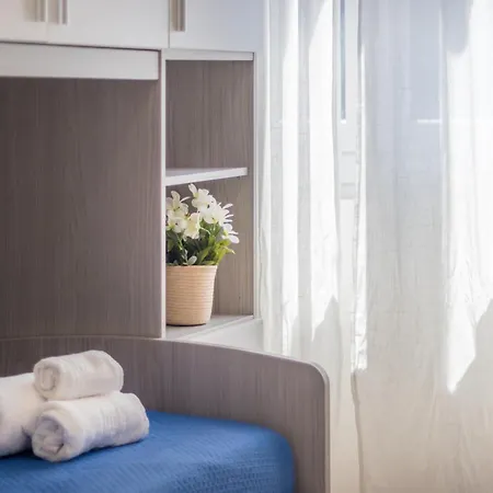 Mutina Luxlife Close To Center - Free Parking Apartment *