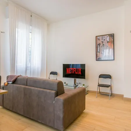 Mutina Luxlife Close To Center - Free Parking Апартаменты