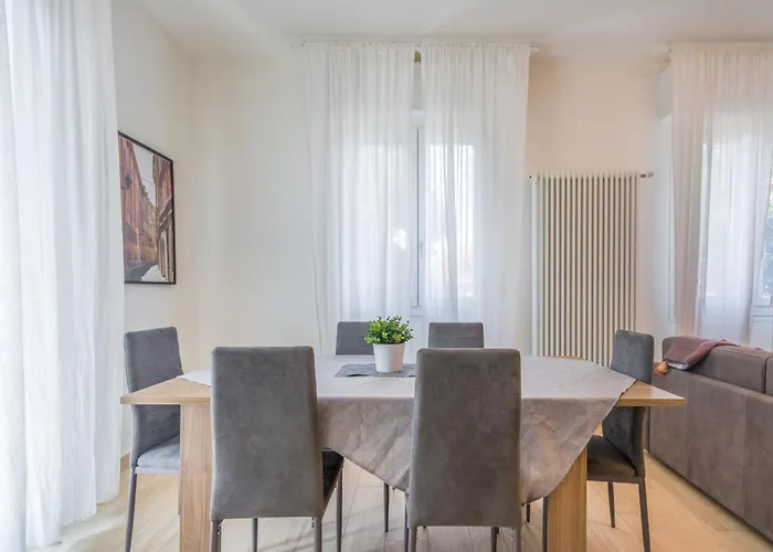 Mutina Luxlife Close To Center - Free Parking Διαμέρισμα Μόντενα