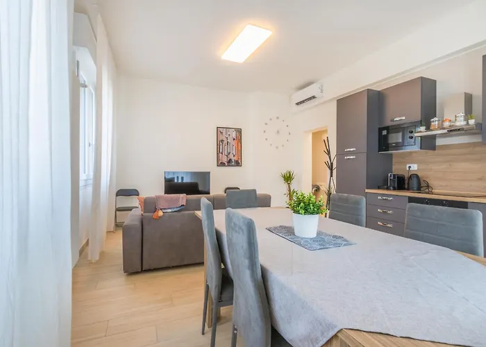 アパート Mutina Luxlife Close To Center - Free Parking